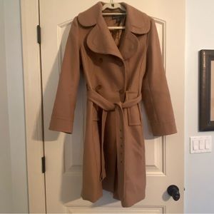 Wool camel trench coat - size medium, Banana Republic